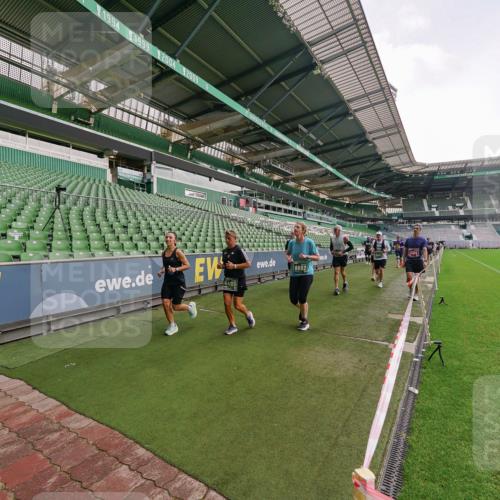 13.09.2026 - 21. swb-Marathon Bremen Michael Burmester http://msf.ph/oto/10326504 13.09.2026 13:30:39 Laufen im Stadion 122, 171, 224, 295, 297, 405, 639, 754, 767, 806, 840, 1114, 1217, 1242, 1270, 1314, 1329, 1529, 1633, 1634, 1775, 1810, 1811, 1886, 1983, 2216, 2238, 2242, 2249, 2263, 2368, 2372, 2436, 2449, 2546, 2615, 2629, 2637, 2643, 2677, 2719, 2738, 2740, 2830, 2869, 2871, 2877, 2918, 2952, 2994, 3038, 3053, 3094, 3101, 3129, 3227, 3286, 3401, 3426, 3563, 3605, 3723, 3758, 3873, 3876, 3898, 3918, 3929, 3965, 4011, 4056, 357 meine-sportfotos.de