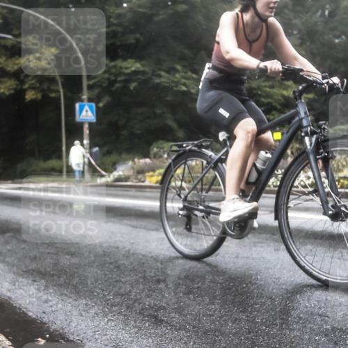 13.09.2026 - Stadtparktriathlon H.Heesch http://msf.ph/oto/10326524 13.09.2026 12:55:26 Radfahren 1149, 1269 meine-sportfotos.de