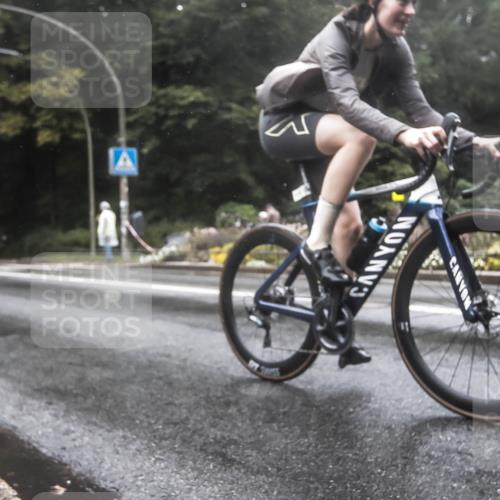 13.09.2026 - Stadtparktriathlon H.Heesch http://msf.ph/oto/10326530 13.09.2026 12:55:36 Radfahren 1133, 1235 meine-sportfotos.de