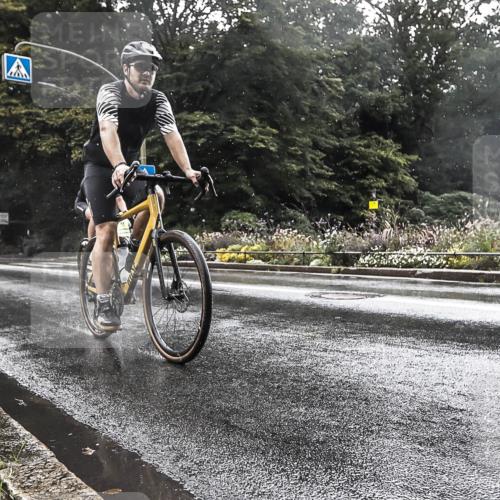 13.09.2026 - Stadtparktriathlon H.Heesch http://msf.ph/oto/10326541 13.09.2026 11:44:13 Radfahren 718, 836, 841, 861, 864 meine-sportfotos.de