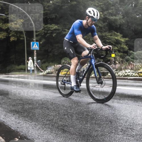 13.09.2026 - Stadtparktriathlon H.Heesch http://msf.ph/oto/10326590 13.09.2026 12:56:30 Radfahren 1164, 1192, 1202, 1208, 1366 meine-sportfotos.de