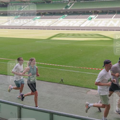 13.09.2026 - 21. swb-Marathon Bremen Michael Burmester http://msf.ph/oto/10326591 13.09.2026 12:56:08 Laufen im Stadion 201, 205, 307, 388, 411, 431, 465, 495, 655, 769, 854, 857, 876, 913, 926, 948, 1058, 1130, 1197, 1390, 1537, 1599, 1601, 1645, 1750, 1972, 2001, 2040, 2122, 2125, 2234, 2251, 2260, 2319, 2383, 2390, 2473, 2474, 2535, 2604, 2634, 2671, 2733, 2761, 2812, 2922, 2948, 3057, 3119, 3134, 3175, 3192, 3202, 3241, 3246, 3290, 3346, 3348, 3411, 3458, 3508, 3706, 3716, 3813, 3836, 4135, 4137, 4171, 4413, 4479, 4733, 5277, 5430, 5530, 5695, 5867, 6106 meine-sportfotos.de