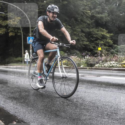 13.09.2026 - Stadtparktriathlon H.Heesch http://msf.ph/oto/10326593 13.09.2026 12:56:31 Radfahren 1164, 1192, 1202, 1208, 1366 meine-sportfotos.de