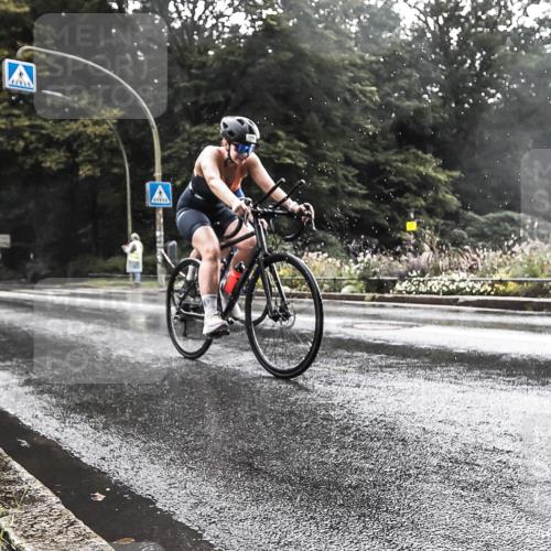 13.09.2026 - Stadtparktriathlon H.Heesch http://msf.ph/oto/10326607 13.09.2026 11:44:39 Radfahren 709, 720, 790, 798, 806, 853 meine-sportfotos.de