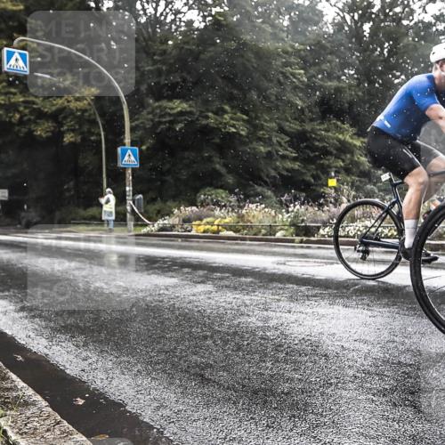 13.09.2026 - Stadtparktriathlon H.Heesch http://msf.ph/oto/10326614 13.09.2026 11:44:39 Radfahren 709, 720, 790, 798, 806, 853 meine-sportfotos.de