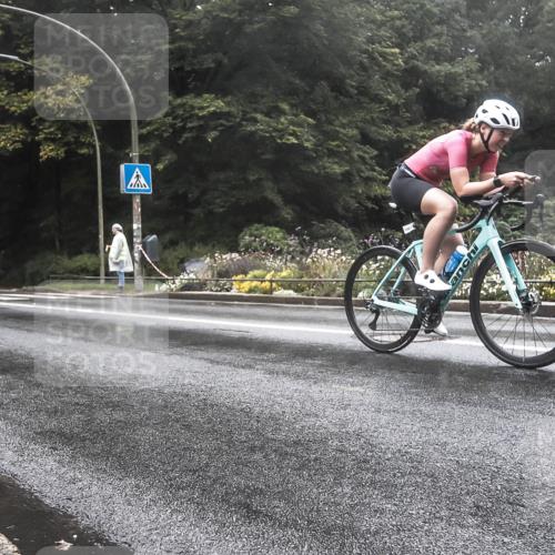 13.09.2026 - Stadtparktriathlon H.Heesch http://msf.ph/oto/10326615 13.09.2026 12:56:37 Radfahren 1123, 1156, 1253, 1271, 1389 meine-sportfotos.de