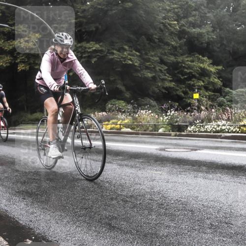 13.09.2026 - Stadtparktriathlon H.Heesch http://msf.ph/oto/10326630 13.09.2026 12:56:40 Radfahren 1123, 1253, 1271, 1389, 1427 meine-sportfotos.de