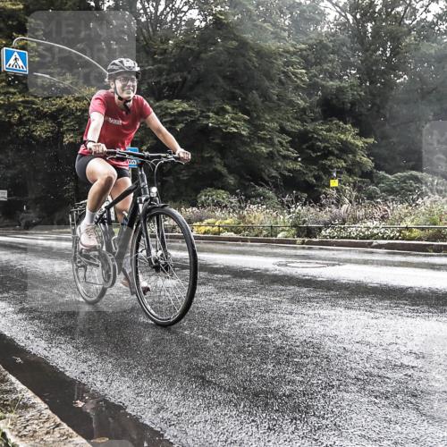 13.09.2026 - Stadtparktriathlon H.Heesch http://msf.ph/oto/10326638 13.09.2026 11:44:46 Radfahren 759, 815 meine-sportfotos.de