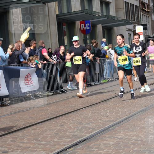 13.09.2026 - 21. swb-Marathon Bremen Strokosch-Dieckow http://msf.ph/oto/10326682 13.09.2026 11:01:14 Ziel 10181, 10251, 10332, 10497, 10560, 10647, 10648, 10678, 11075, 11150, 11305, 11324, 11459, 11467, 11550, 11551, 11666, 11668, 11747, 11788, 11796, 11798, 11969, 11970, 11985, 11986, 12047, 12062, 10093, 10428, 10639, 10753, 10892, 10964, 10965, 11049, 11116, 11260, 11306, 11359, 11428, 11540, 11681, 11682, 11728, 11751, 11813, 11816, 11850, 12085, 12116, 12241, 12245, 12283, 12390, 12391, 12428 meine-sportfotos.de