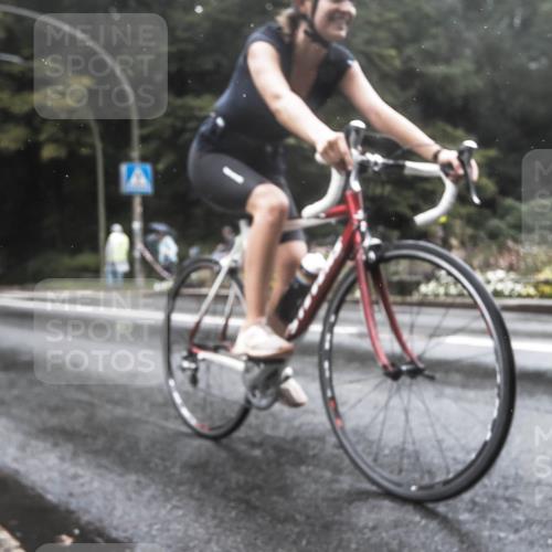13.09.2026 - Stadtparktriathlon H.Heesch http://msf.ph/oto/10326690 13.09.2026 12:56:59 Radfahren 1109, 1146, 1196 meine-sportfotos.de