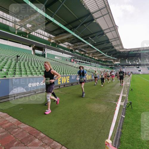 13.09.2026 - 21. swb-Marathon Bremen Michael Burmester http://msf.ph/oto/10326694 13.09.2026 13:31:02 Laufen im Stadion 122, 171, 224, 295, 297, 405, 487, 639, 767, 806, 840, 965, 1114, 1142, 1242, 1310, 1314, 1329, 1529, 1633, 1634, 1775, 1810, 1811, 1869, 1886, 1892, 1904, 1983, 2216, 2238, 2242, 2249, 2263, 2368, 2372, 2449, 2615, 2629, 2637, 2643, 2677, 2719, 2726, 2738, 2830, 2869, 2871, 2877, 2918, 2945, 2952, 2994, 3038, 3053, 3094, 3101, 3140, 3223, 3227, 3286, 3401, 3426, 3644, 3723, 3736, 3873, 3876, 3898, 3918, 3929, 3944, 4056, 357 meine-sportfotos.de