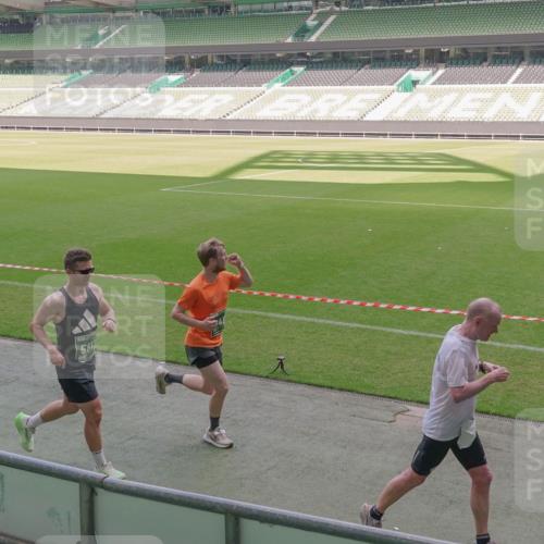 13.09.2026 - 21. swb-Marathon Bremen Michael Burmester http://msf.ph/oto/10326702 13.09.2026 12:56:15 Laufen im Stadion 205, 307, 388, 411, 431, 465, 495, 655, 769, 854, 857, 876, 913, 926, 948, 1058, 1130, 1197, 1390, 1537, 1599, 1601, 1645, 1750, 1972, 2001, 2040, 2122, 2125, 2234, 2251, 2260, 2319, 2383, 2473, 2474, 2535, 2604, 2634, 2640, 2671, 2761, 2812, 2948, 3057, 3078, 3119, 3134, 3175, 3192, 3202, 3246, 3290, 3346, 3348, 3411, 3458, 3508, 3514, 3706, 3716, 3813, 3836, 4135, 4137, 4171, 4413, 4479, 4733, 5277, 5430, 5530, 5695, 5867, 6106 meine-sportfotos.de