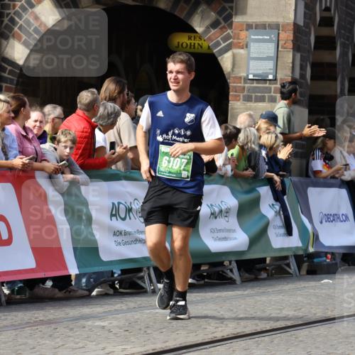 13.09.2026 - 21. swb-Marathon Bremen Strokosch-Dieckow http://msf.ph/oto/10326715 13.09.2026 13:12:11 Ziel 826, 863, 2444, 4368, 4651, 4698, 5521, 5585, 5893, 6059, 6668, 8996, 9398, 13055, 899, 3362, 3830, 6107, 7328, 7521, 8981, 13013 meine-sportfotos.de