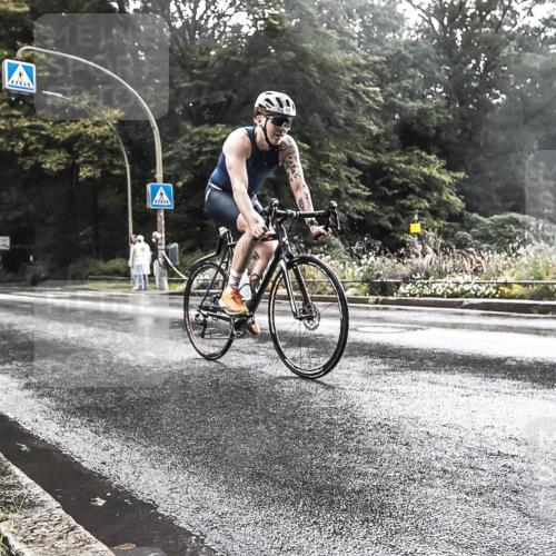 13.09.2026 - Stadtparktriathlon H.Heesch http://msf.ph/oto/10326725 13.09.2026 11:45:44 Radfahren 754, 816, 839 meine-sportfotos.de