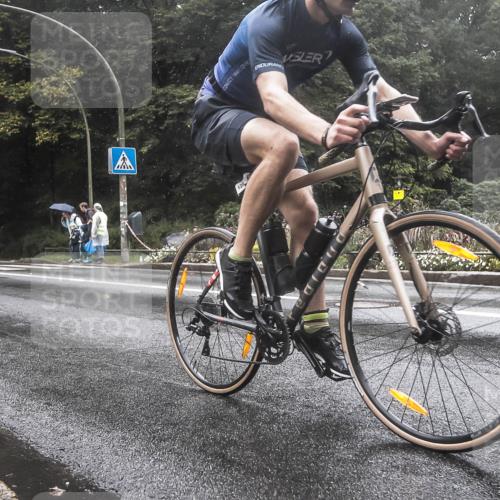 13.09.2026 - Stadtparktriathlon H.Heesch http://msf.ph/oto/10326734 13.09.2026 12:57:19 Radfahren 1284, 1301, 1333, 1338 meine-sportfotos.de