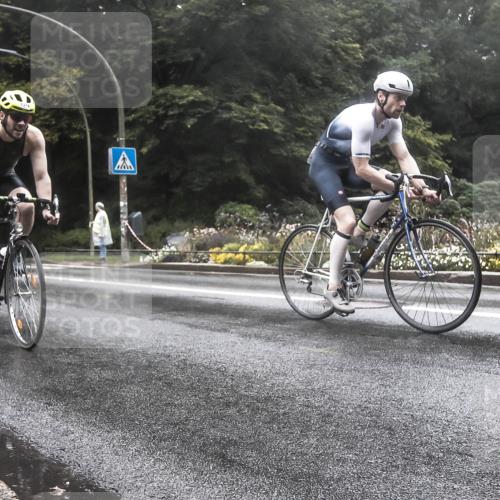 13.09.2026 - Stadtparktriathlon H.Heesch http://msf.ph/oto/10326756 13.09.2026 12:57:45 Radfahren 1306, 1374, 1409 meine-sportfotos.de