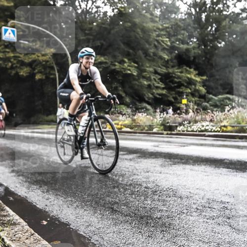 13.09.2026 - Stadtparktriathlon H.Heesch http://msf.ph/oto/10326759 13.09.2026 11:46:07 Radfahren 724, 733, 788, 803, 824, 907 meine-sportfotos.de