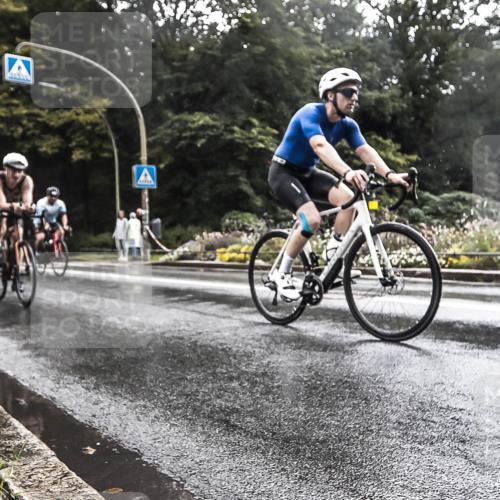 13.09.2026 - Stadtparktriathlon H.Heesch http://msf.ph/oto/10326795 13.09.2026 11:46:14 Radfahren 871, 874, 882, 939, 945 meine-sportfotos.de