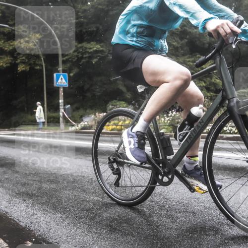 13.09.2026 - Stadtparktriathlon H.Heesch http://msf.ph/oto/10326797 13.09.2026 12:57:56 Radfahren 1128, 1162, 1276, 1377 meine-sportfotos.de