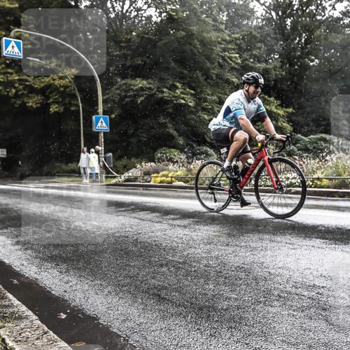 13.09.2026 - Stadtparktriathlon H.Heesch http://msf.ph/oto/10326803 13.09.2026 11:46:15 Radfahren 871, 882, 939, 945 meine-sportfotos.de