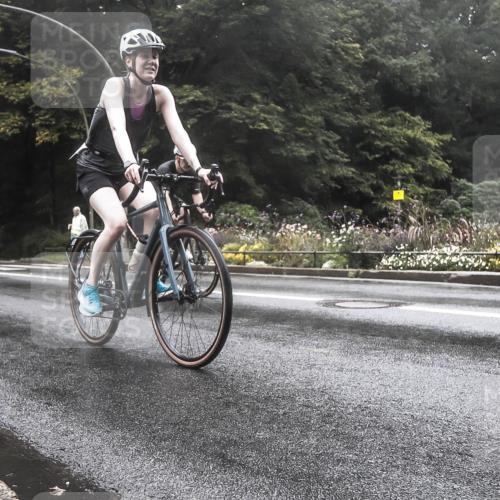 13.09.2026 - Stadtparktriathlon H.Heesch http://msf.ph/oto/10326826 13.09.2026 12:58:05 Radfahren 1069, 1116, 1263, 1407 meine-sportfotos.de