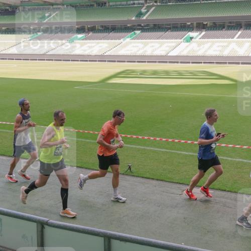 13.09.2026 - 21. swb-Marathon Bremen Michael Burmester http://msf.ph/oto/10326838 13.09.2026 12:56:28 Laufen im Stadion 205, 307, 388, 411, 431, 465, 655, 769, 854, 857, 876, 913, 926, 948, 1058, 1130, 1197, 1537, 1601, 1645, 1750, 1809, 1900, 1972, 2001, 2040, 2051, 2075, 2122, 2251, 2260, 2319, 2473, 2493, 2535, 2604, 2634, 2640, 2671, 2761, 2812, 2948, 3057, 3078, 3119, 3192, 3202, 3246, 3290, 3348, 3411, 3450, 3458, 3508, 3514, 3634, 3706, 3716, 3760, 3813, 3836, 4135, 4137, 4171, 4316, 4413, 4479, 4733, 5277, 5430, 5530, 5695, 5867, 6106 meine-sportfotos.de
