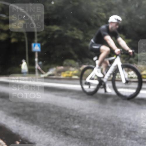 13.09.2026 - Stadtparktriathlon H.Heesch http://msf.ph/oto/10326844 13.09.2026 12:58:14 Radfahren 1210, 1244, 1352, 1359, 1385 meine-sportfotos.de