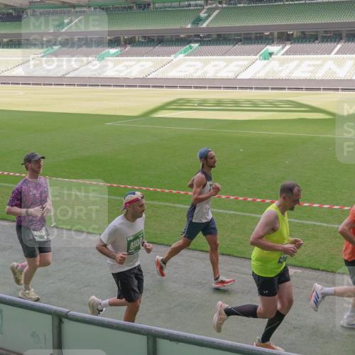 13.09.2026 - 21. swb-Marathon Bremen Michael Burmester http://msf.ph/oto/10326861 13.09.2026 12:56:29 Laufen im Stadion 205, 307, 388, 411, 431, 465, 655, 769, 854, 857, 876, 913, 926, 948, 1058, 1130, 1197, 1537, 1601, 1645, 1750, 1809, 1900, 1972, 2001, 2040, 2051, 2075, 2122, 2251, 2260, 2319, 2473, 2493, 2535, 2604, 2634, 2640, 2671, 2761, 2812, 2948, 3057, 3078, 3119, 3192, 3202, 3290, 3348, 3411, 3450, 3458, 3508, 3514, 3634, 3706, 3716, 3760, 3813, 3836, 4135, 4137, 4171, 4316, 4413, 4479, 4733, 5277, 5430, 5530, 5695, 5867, 6106 meine-sportfotos.de