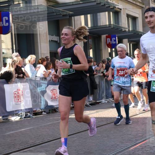 13.09.2026 - 21. swb-Marathon Bremen Strokosch-Dieckow http://msf.ph/oto/10326868 13.09.2026 13:20:30 Ziel 541, 769, 854, 876, 1056, 1881, 2425, 2640, 3356, 3866, 4126, 4174, 4316, 4357, 4465, 4482, 4612, 5161, 5213, 5855, 5954, 6177, 6401, 6680, 7411, 7517, 7902, 8005, 8141, 8622, 8804, 8971, 9162, 9691, 13126, 201, 232, 334, 655, 1197, 1528, 1646, 1750, 2122, 2493, 2577, 2885, 2953, 3685, 3813, 4351, 4357, 4358, 5137, 5450, 5493, 5583, 6495, 6496, 6901, 7018, 7664, 8178, 9047, 9518, 9721, 9756, 9949, 13222 meine-sportfotos.de