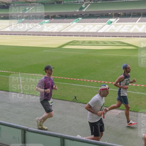 13.09.2026 - 21. swb-Marathon Bremen Michael Burmester http://msf.ph/oto/10326873 13.09.2026 12:56:30 Laufen im Stadion 205, 307, 388, 411, 431, 465, 655, 769, 854, 857, 876, 913, 926, 948, 1058, 1130, 1197, 1537, 1601, 1645, 1750, 1809, 1900, 1972, 2001, 2040, 2051, 2075, 2122, 2251, 2260, 2319, 2473, 2493, 2535, 2604, 2634, 2640, 2671, 2761, 2812, 2948, 3057, 3078, 3119, 3192, 3202, 3290, 3348, 3411, 3450, 3458, 3508, 3514, 3634, 3706, 3716, 3760, 3813, 3836, 4135, 4137, 4171, 4316, 4413, 4479, 4733, 5277, 5430, 5530, 5695, 5867, 6106 meine-sportfotos.de