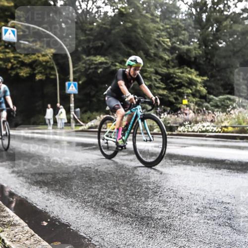 13.09.2026 - Stadtparktriathlon H.Heesch http://msf.ph/oto/10326879 13.09.2026 11:47:23 Radfahren 745, 800, 826, 869, 935 meine-sportfotos.de