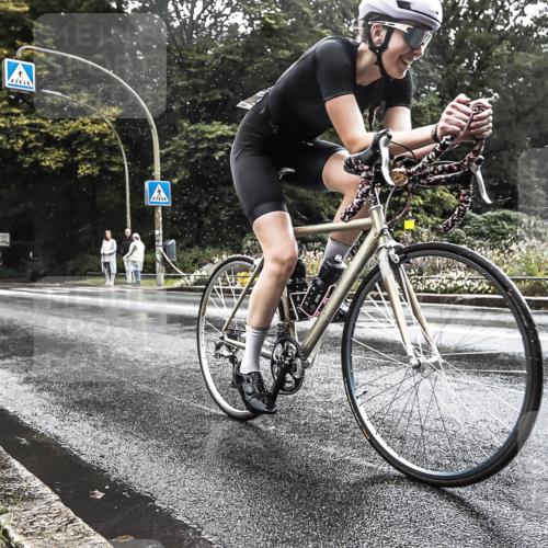 13.09.2026 - Stadtparktriathlon H.Heesch http://msf.ph/oto/10326899 13.09.2026 11:47:32 Radfahren 752, 840 meine-sportfotos.de