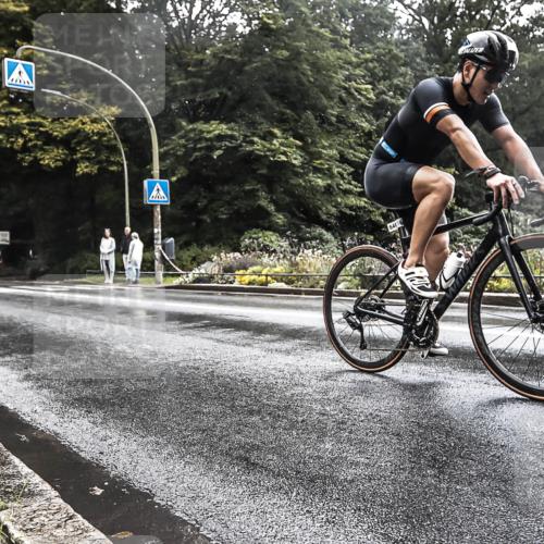 13.09.2026 - Stadtparktriathlon H.Heesch http://msf.ph/oto/10326902 13.09.2026 11:47:34 Radfahren 752, 801, 840 meine-sportfotos.de