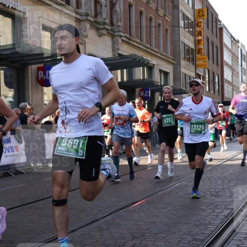 13.09.2026 - 21. swb-Marathon Bremen Strokosch-Dieckow http://msf.ph/oto/10326904 13.09.2026 13:20:30 Ziel 541, 769, 854, 876, 1056, 1881, 2425, 2640, 3356, 3866, 4126, 4174, 4316, 4357, 4465, 4482, 4612, 5161, 5213, 5855, 5954, 6177, 6401, 6680, 7411, 7517, 7902, 8005, 8141, 8622, 8804, 8971, 9162, 9691, 13126, 201, 232, 334, 655, 1197, 1528, 1646, 1750, 2122, 2493, 2577, 2885, 2953, 3685, 3813, 4351, 4357, 4358, 5137, 5450, 5493, 5583, 6495, 6496, 6901, 7018, 7664, 8178, 9047, 9518, 9721, 9756, 9949, 13222 meine-sportfotos.de