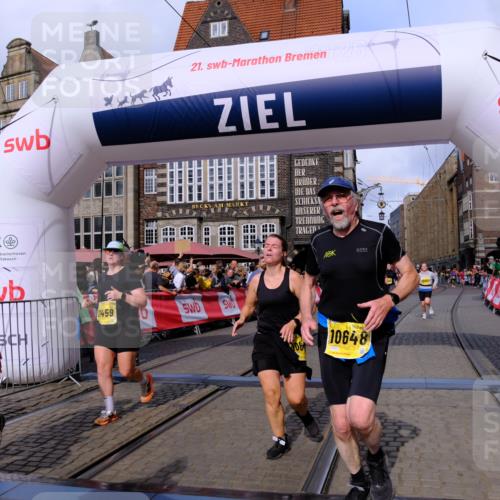 13.09.2026 - 21. swb-Marathon Bremen Tim E. http://msf.ph/oto/10326934 13.09.2026 11:01:42 Ziel 10181, 10560, 10647, 10648, 10678, 11260, 11306, 11324, 11459, 11467, 11550, 11551, 11666, 11751, 11788, 11796, 11798, 11813, 11816, 11969, 11970, 12047, 12062, 12245, 12390, 12391 meine-sportfotos.de