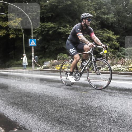 13.09.2026 - Stadtparktriathlon H.Heesch http://msf.ph/oto/10326943 13.09.2026 12:59:04 Radfahren 1118, 1249, 1264, 1317, 1344, 1391, 1401 meine-sportfotos.de
