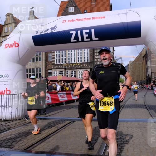 13.09.2026 - 21. swb-Marathon Bremen Tim E. http://msf.ph/oto/10326947 13.09.2026 11:01:42 Ziel 10181, 10560, 10647, 10648, 10678, 11260, 11306, 11324, 11459, 11467, 11550, 11551, 11666, 11751, 11788, 11796, 11798, 11813, 11816, 11969, 11970, 12047, 12062, 12245, 12390, 12391 meine-sportfotos.de