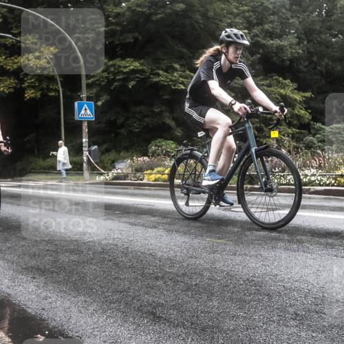 13.09.2026 - Stadtparktriathlon H.Heesch http://msf.ph/oto/10326954 13.09.2026 12:59:06 Radfahren 1118, 1249, 1264, 1322, 1344, 1391 meine-sportfotos.de