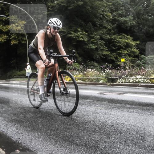 13.09.2026 - Stadtparktriathlon H.Heesch http://msf.ph/oto/10326985 13.09.2026 12:59:18 Radfahren 1070, 1151, 1219, 1292, 1379, 1381 meine-sportfotos.de