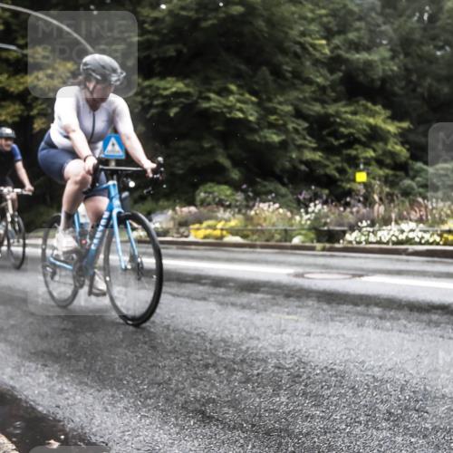13.09.2026 - Stadtparktriathlon H.Heesch http://msf.ph/oto/10327026 13.09.2026 12:59:45 Radfahren 1168, 1303, 1353, 1428 meine-sportfotos.de