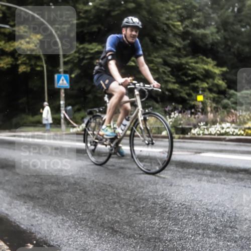 13.09.2026 - Stadtparktriathlon H.Heesch http://msf.ph/oto/10327036 13.09.2026 12:59:46 Radfahren 1168, 1302, 1303, 1353, 1428 meine-sportfotos.de