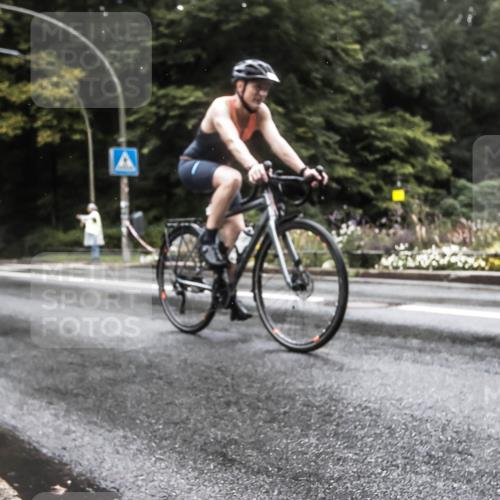 13.09.2026 - Stadtparktriathlon H.Heesch http://msf.ph/oto/10327041 13.09.2026 12:59:47 Radfahren 1107, 1168, 1302, 1303, 1414, 1428 meine-sportfotos.de