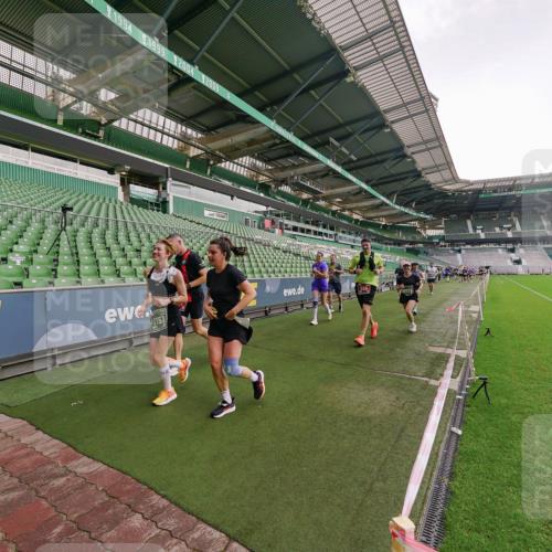 13.09.2026 - 21. swb-Marathon Bremen Michael Burmester http://msf.ph/oto/10327045 13.09.2026 13:31:43 Laufen im Stadion 122, 224, 295, 344, 386, 487, 617, 639, 690, 806, 840, 965, 1114, 1133, 1142, 1310, 1314, 1326, 1329, 1427, 1529, 1775, 1801, 1869, 1892, 1897, 1904, 1923, 2216, 2242, 2249, 2253, 2270, 2274, 2320, 2344, 2368, 2372, 2523, 2556, 2629, 2637, 2643, 2649, 2677, 2719, 2726, 2848, 2869, 2871, 2877, 2918, 2945, 2952, 2994, 3038, 3094, 3101, 3140, 3223, 3350, 3379, 3401, 3426, 3572, 3644, 3723, 3736, 3746, 3873, 3876, 3918, 3944, 357 meine-sportfotos.de