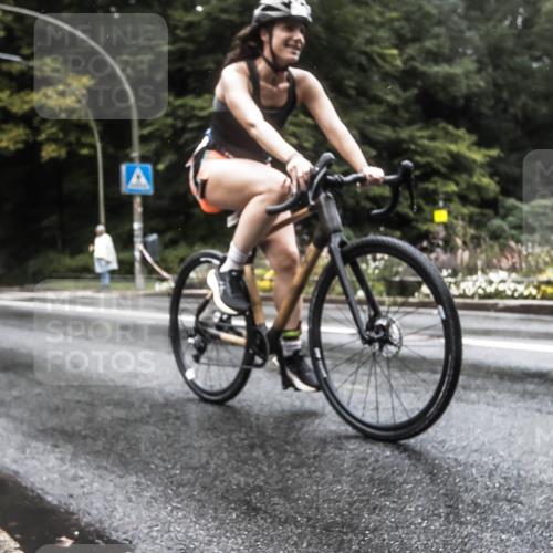 13.09.2026 - Stadtparktriathlon H.Heesch http://msf.ph/oto/10327054 13.09.2026 12:59:50 Radfahren 1107, 1252, 1302, 1414, 1428 meine-sportfotos.de