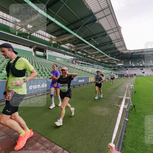 13.09.2026 - 21. swb-Marathon Bremen Michael Burmester http://msf.ph/oto/10327067 13.09.2026 13:31:45 Laufen im Stadion 122, 224, 295, 344, 386, 487, 490, 617, 639, 690, 806, 840, 965, 1114, 1133, 1142, 1310, 1314, 1326, 1329, 1427, 1529, 1775, 1801, 1869, 1892, 1897, 1904, 1923, 2216, 2242, 2249, 2253, 2270, 2274, 2320, 2344, 2368, 2372, 2456, 2523, 2556, 2629, 2637, 2643, 2649, 2677, 2719, 2726, 2848, 2869, 2871, 2877, 2918, 2945, 2952, 2994, 3038, 3094, 3101, 3140, 3223, 3350, 3379, 3401, 3426, 3572, 3644, 3723, 3736, 3746, 3873, 3876, 3918, 3944, 357 meine-sportfotos.de
