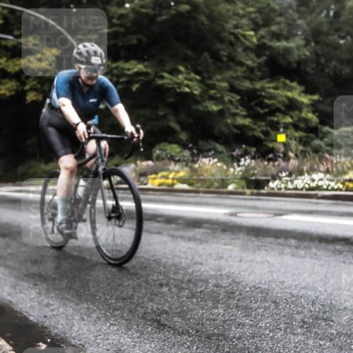 13.09.2026 - Stadtparktriathlon H.Heesch http://msf.ph/oto/10327100 13.09.2026 13:00:11 Radfahren 1117, 1160, 1203, 1267, 1310, 1358 meine-sportfotos.de