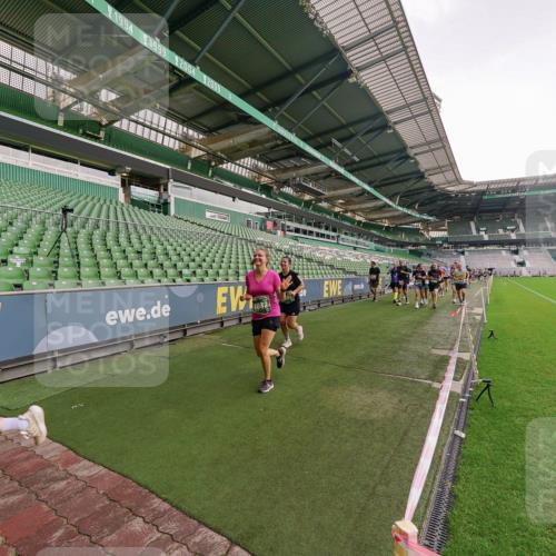 13.09.2026 - 21. swb-Marathon Bremen Michael Burmester http://msf.ph/oto/10327118 13.09.2026 13:31:57 Laufen im Stadion 122, 224, 295, 344, 350, 386, 487, 490, 617, 639, 690, 806, 840, 965, 1114, 1133, 1142, 1310, 1314, 1326, 1329, 1427, 1529, 1775, 1801, 1869, 1892, 1897, 1904, 1923, 2216, 2230, 2231, 2253, 2270, 2274, 2320, 2344, 2368, 2372, 2374, 2456, 2514, 2523, 2539, 2556, 2629, 2637, 2643, 2649, 2677, 2719, 2726, 2769, 2848, 2877, 2918, 2945, 2952, 2994, 3038, 3094, 3101, 3140, 3223, 3350, 3379, 3401, 3426, 3572, 3644, 3723, 3736, 3746, 3873, 3876, 3918, 3944, 357 meine-sportfotos.de