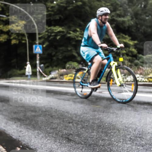 13.09.2026 - Stadtparktriathlon H.Heesch http://msf.ph/oto/10327119 13.09.2026 13:00:19 Radfahren 1243, 1288, 1307, 1330, 1350 meine-sportfotos.de