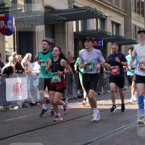 13.09.2026 - 21. swb-Marathon Bremen Strokosch-Dieckow http://msf.ph/oto/10327126 13.09.2026 13:20:36 Ziel 541, 769, 854, 1056, 1191, 1881, 2425, 2640, 3356, 3450, 3866, 3933, 4126, 4316, 4362, 4465, 4482, 4612, 5161, 5213, 5954, 6177, 6401, 6680, 6970, 7517, 7902, 8005, 8141, 8237, 8622, 8804, 8971, 9691, 13120, 13126, 201, 232, 334, 876, 1197, 1528, 1646, 2493, 2577, 2953, 3813, 4174, 4351, 4357, 4358, 5137, 5450, 5493, 5583, 5855, 6495, 6496, 6901, 7018, 7411, 8178, 9047, 9162, 9721, 9949, 13222 meine-sportfotos.de