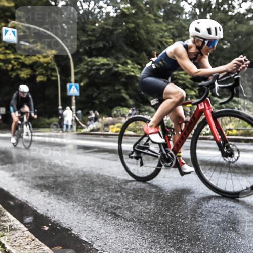 13.09.2026 - Stadtparktriathlon H.Heesch http://msf.ph/oto/10327127 13.09.2026 11:49:34 Radfahren 710, 735, 765, 793, 810 meine-sportfotos.de